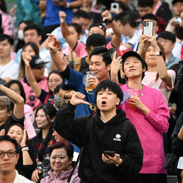 Nezadovoljni navijači u Hong Kongu