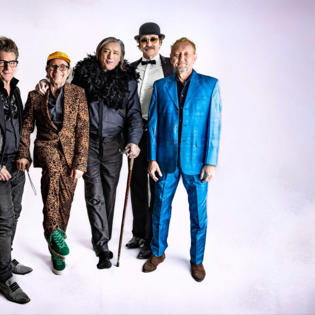 Einstürzende Neubauten