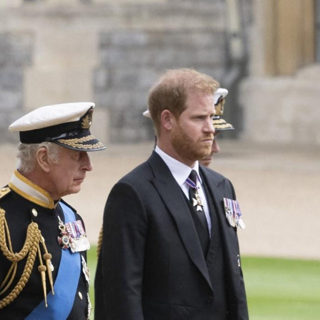 Kralj Charles i princ Harry