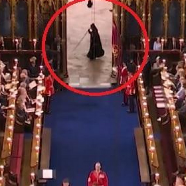 ‘Smrt‘ na krunidbi kralja Charlesa