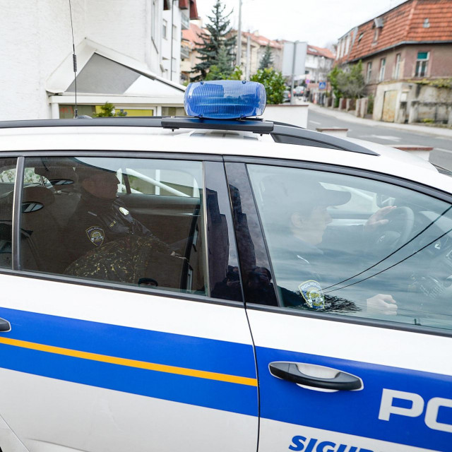 Policija dolazi na intervenciju (ilustracija)