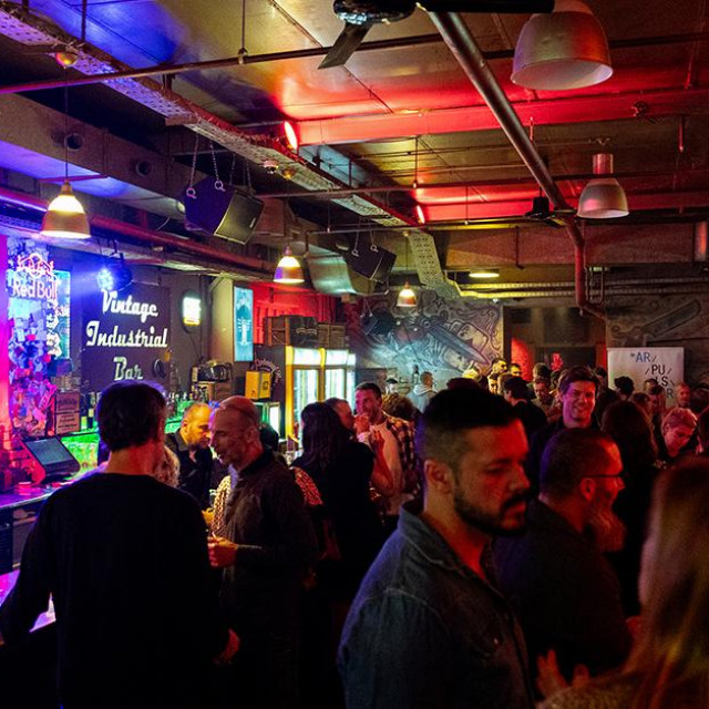 Arhitektonski studio PULS*AR obilježio je prvih deset godina rada velikim partijem u Vintage Industrial Baru

 