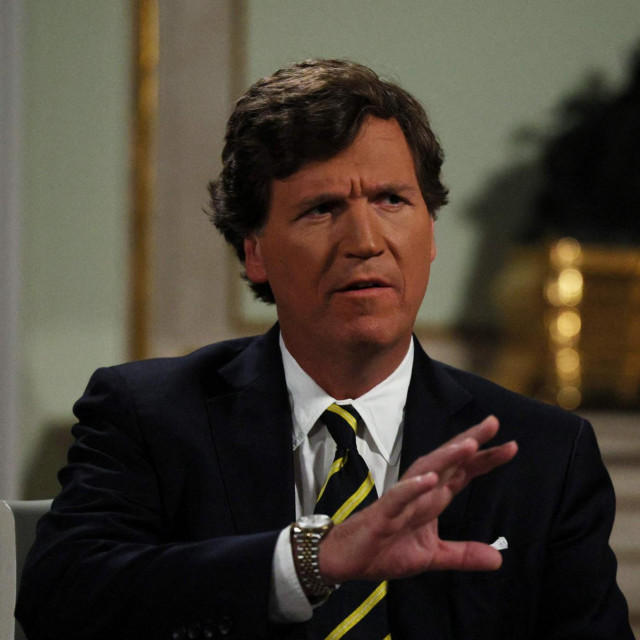 Tucker Carlson s Putinom u Moskvi