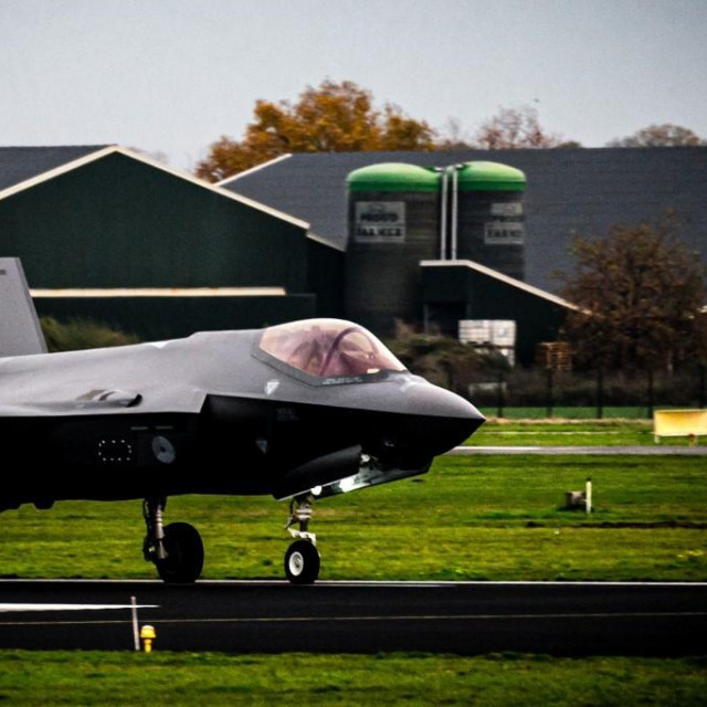 Borbeni zrakoplov F-35 (ilustrativna fotografija)