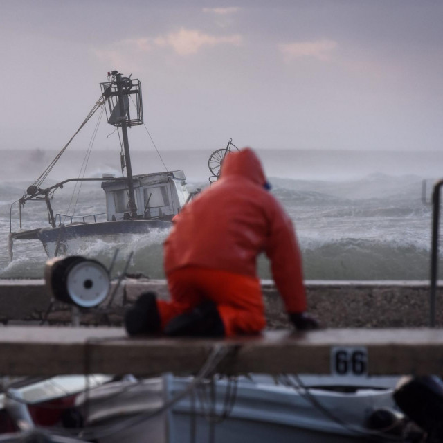 Olujni udari bure (arhivska fotografija)