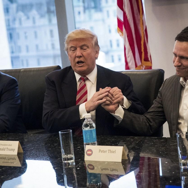 Mike Pence, Donald Trump i Peter Thiel