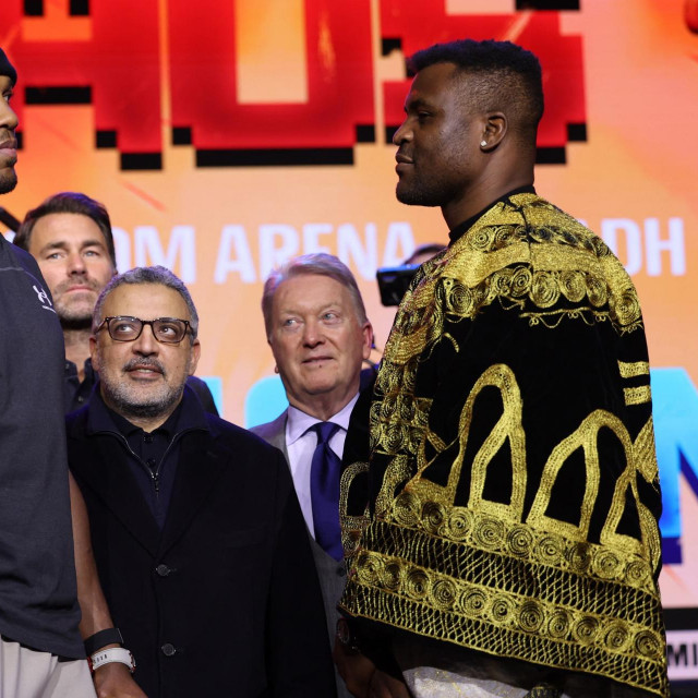 Anthony Joshua i Francis Ngannou