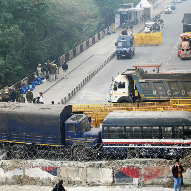 Ulazi u Delhi su blokirani