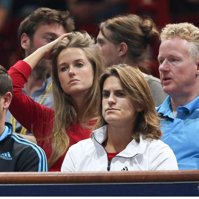 Amelie Mauresmo (desno)