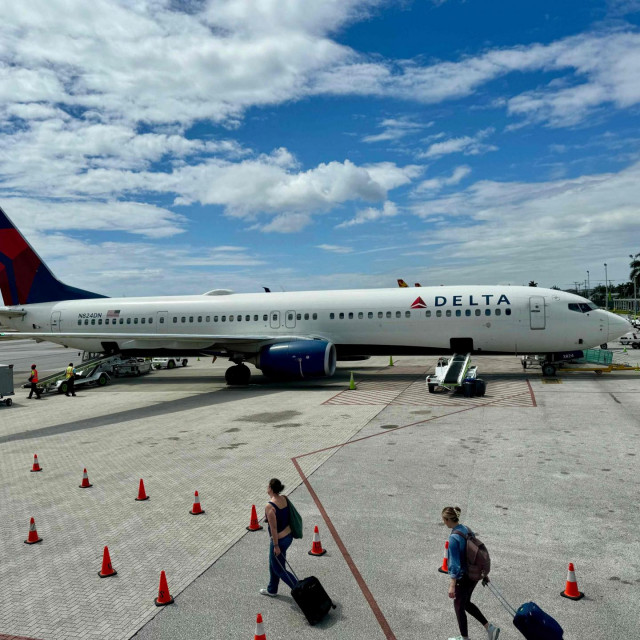 Delta Airlines avion, ilustracija