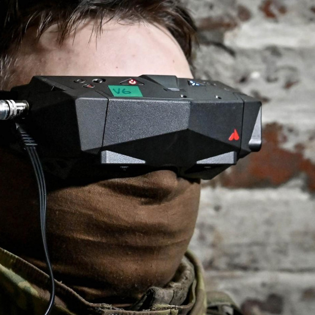 Ukrajinski pilot drona/Ilustracija