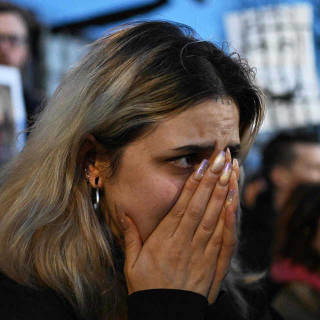 Tuga na skupu u Varšavi