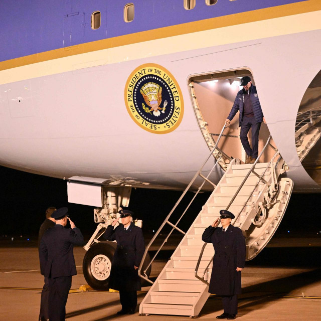 Joe Biden u zračnoj bazi Dover 