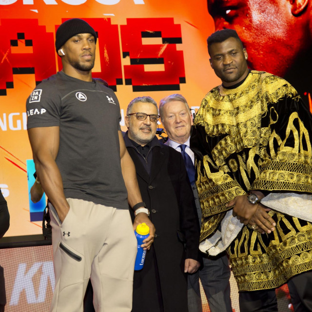 Anthony Joshua i Francis Ngannou