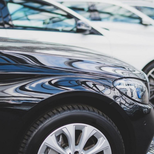 Rabljeni automobili, ilustracija