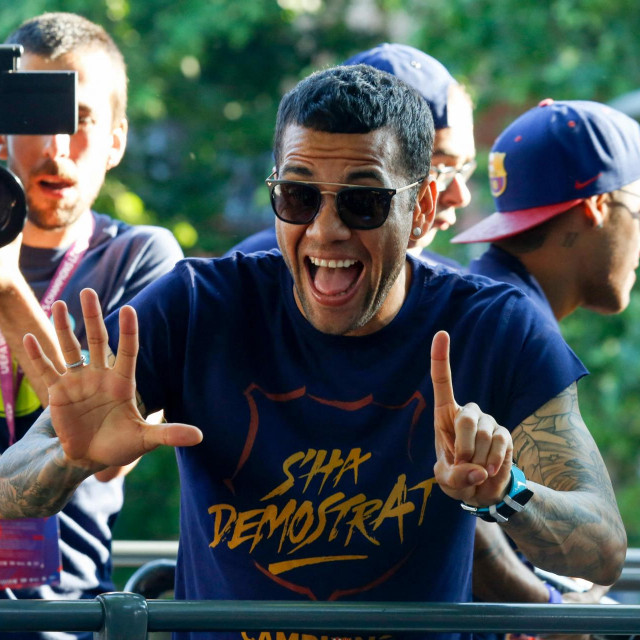 Dani Alves u sretnijim danima