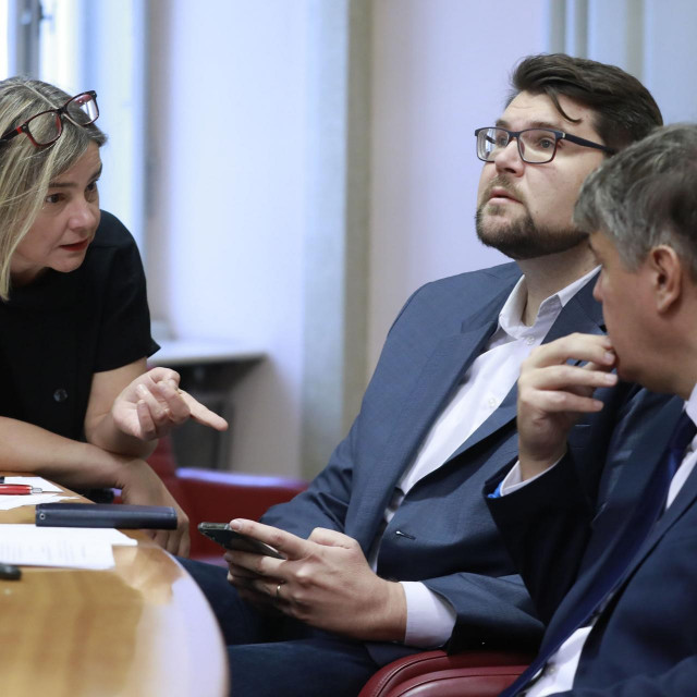 Sandra Benčić, Peđa Grbin, Boris Lalovac
 