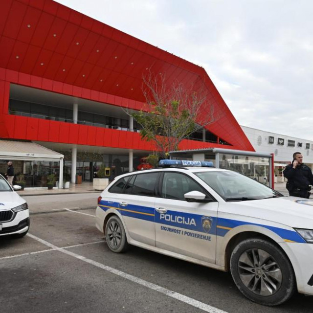 Trgovački centar Supernova, Ilustrativna fotografija