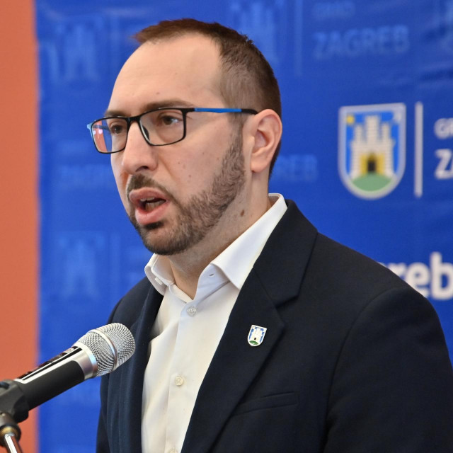 Tomislav Tomašević
 