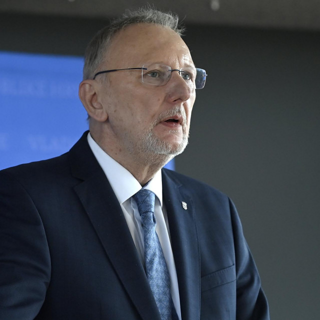 Davor Božinović