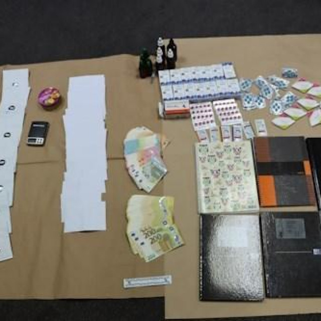 oduzeti lijekovi i droga u pretresu stana na zagrebačkom Medveščaku