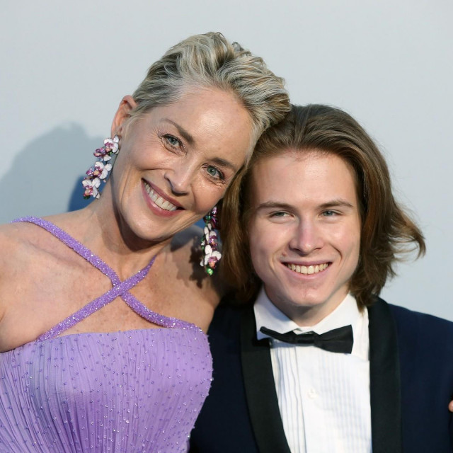 Sharon Stone sa sinom