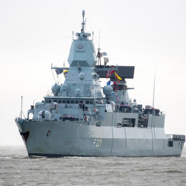 Fregata Hessen