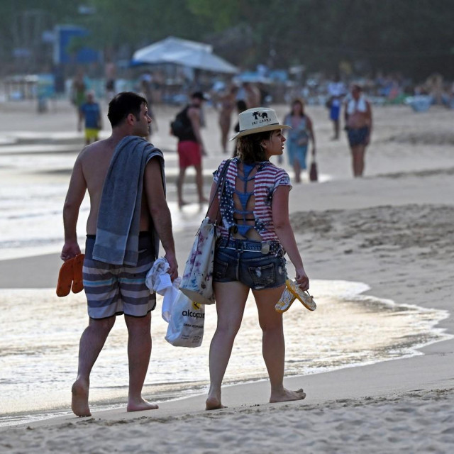 Plaža u Mirissi (ilustracija)