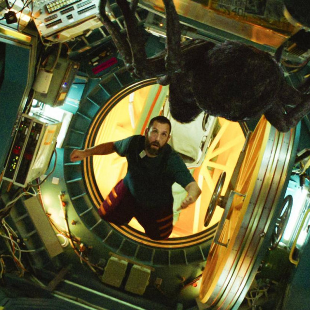 Adam Sandler u filmu ”Spaceman”