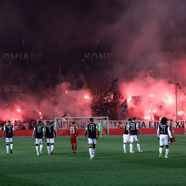 Navijači PAOK-a na Toumbi