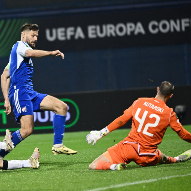 Bruno Petković i Dominik Kotarski