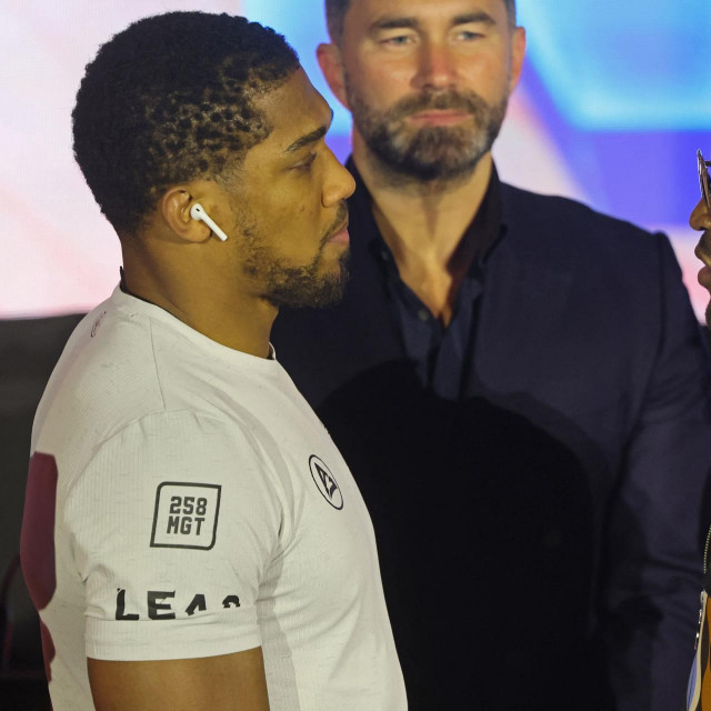 Anthony Joshua i Francis Ngannou