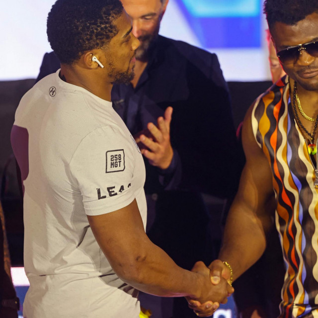 Anthony Joshua i Francis Ngannou