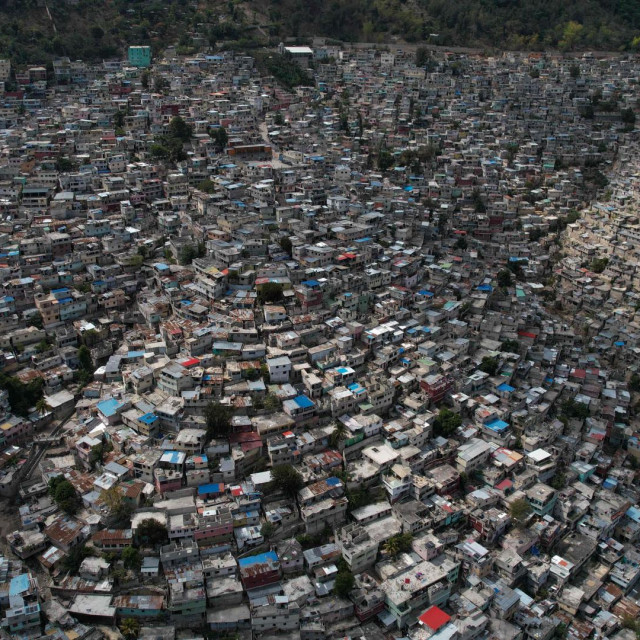 Pogled na Port-au-Prince, glavni grad Haitija, iz zraka

 

 