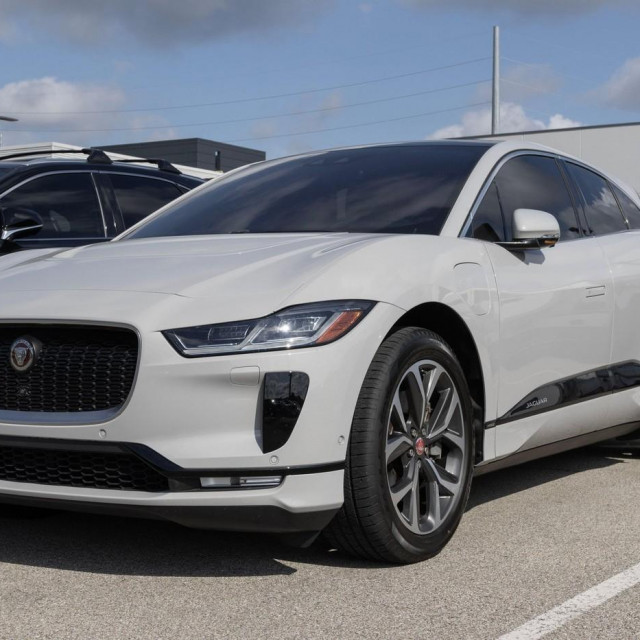 Jaguar I-Pace (ilustracija)