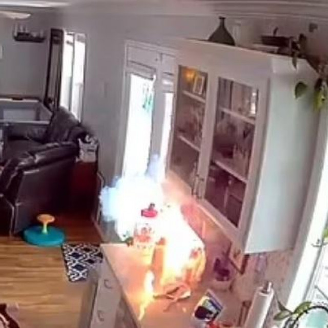 Ekplozija e-cigarete