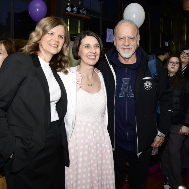  Ivana Kalogjera, Goranka Perc, Niksa Bratos.
 