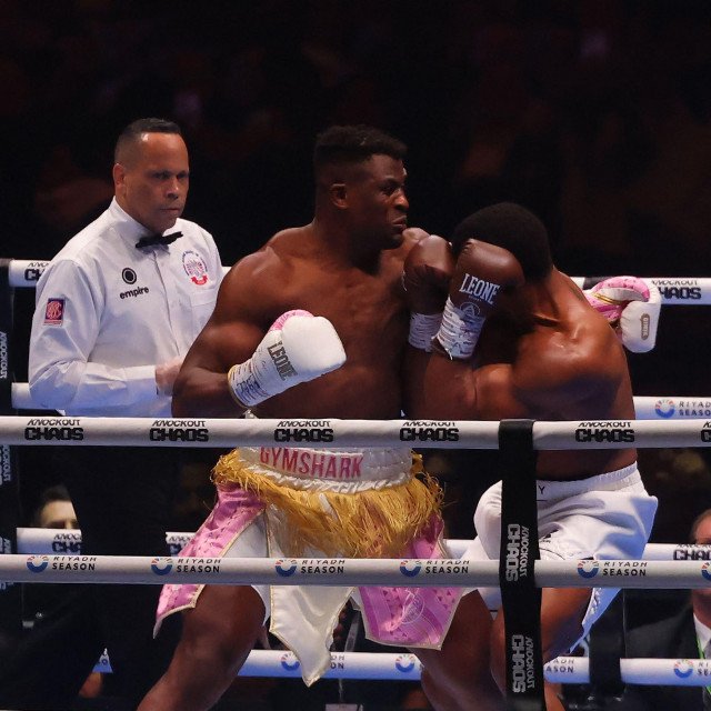 Francis Ngannou i Anthony Joshua