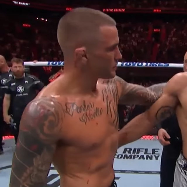 Dustin Poirier (lijevo) i Benoit Saint Denis (desno)