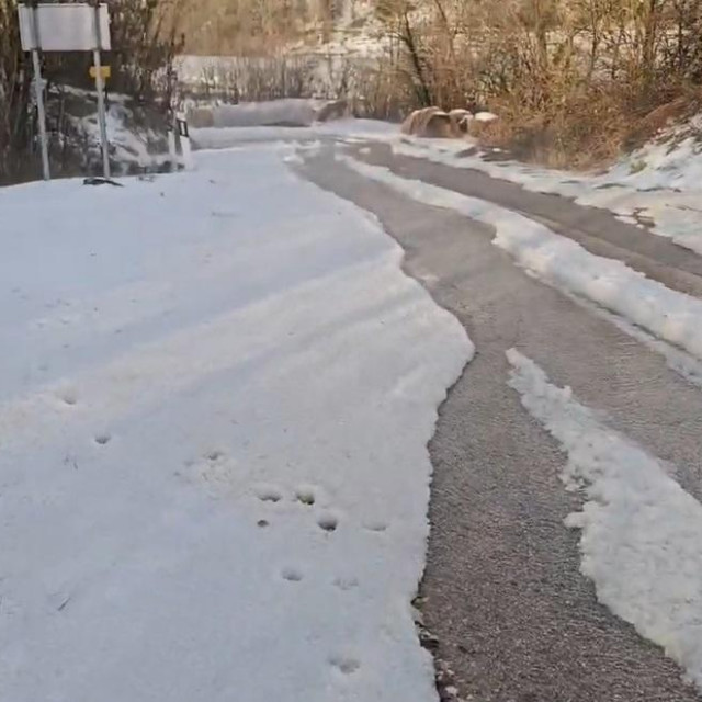 Tuča pogodila sjever Pazinštine