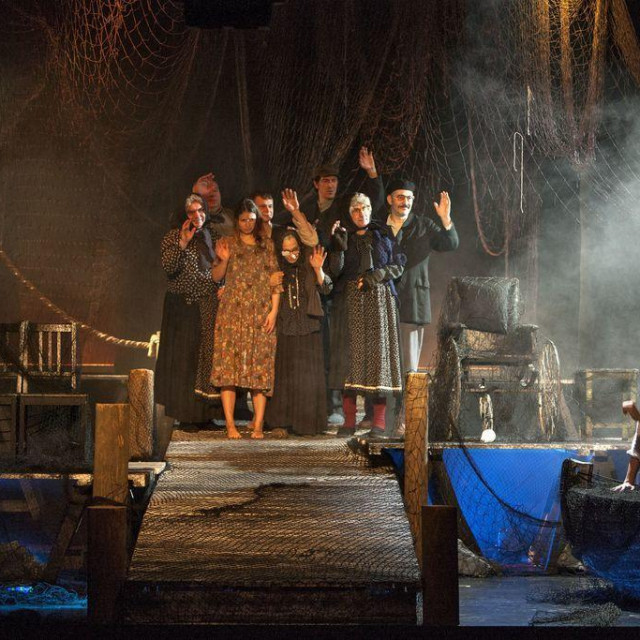 Scena iz predstave ‘Krivi Billy s Inishmaana‘