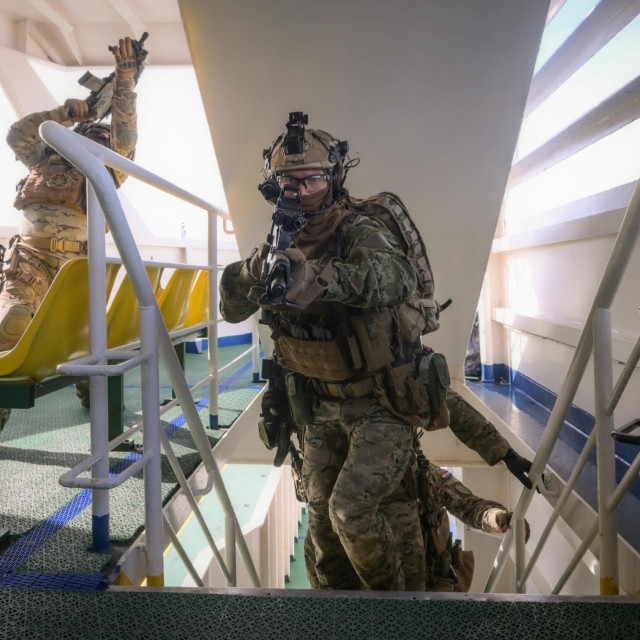 Hrvatske specijalne snage i NATO partner provele vježbu zauzimanja civilnog broda