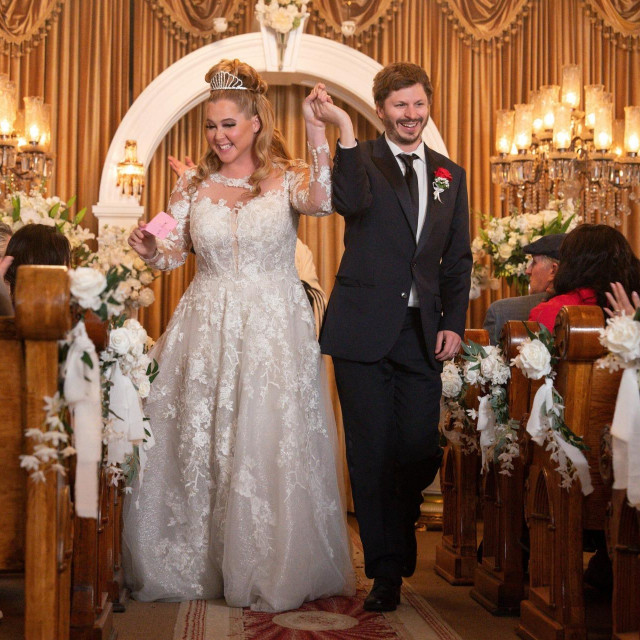 Amy Schumer i Michael Cera u sceni iz serije ”Life & Beth”