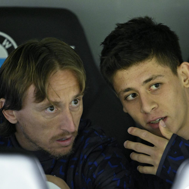 Modrić i Güler