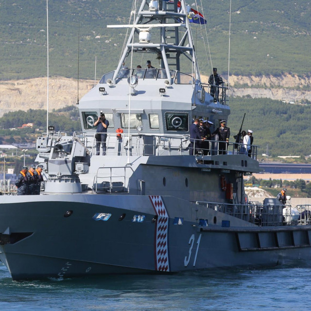 
Na fotografiji: obalni ophodni brod Omis OB-31