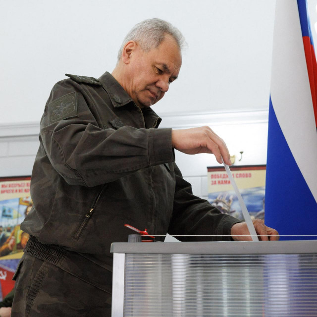 Šojgu je svoje povjerenje na izborima poklonio Putinu
