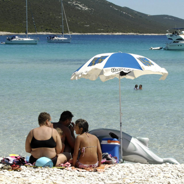 Dugi otok, plaža Sakarun