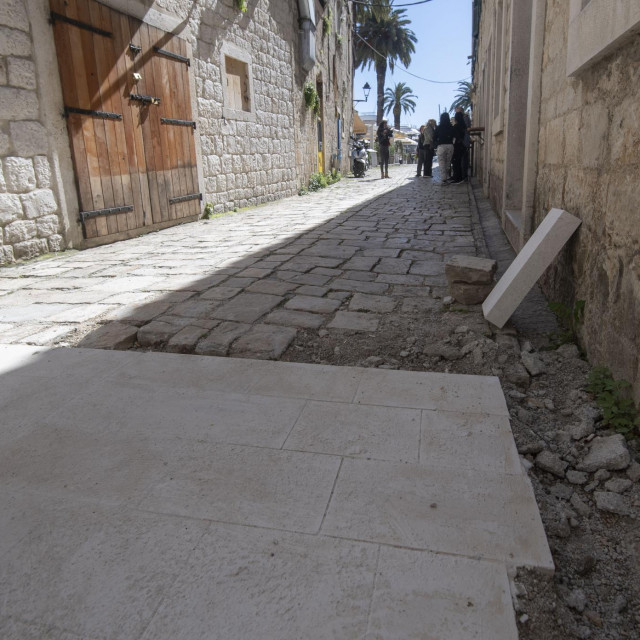 Komunalni radovi u centru Trogira