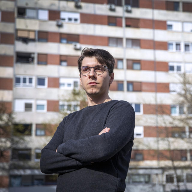 Arhitekt Ardijan Karlo Gashi
 