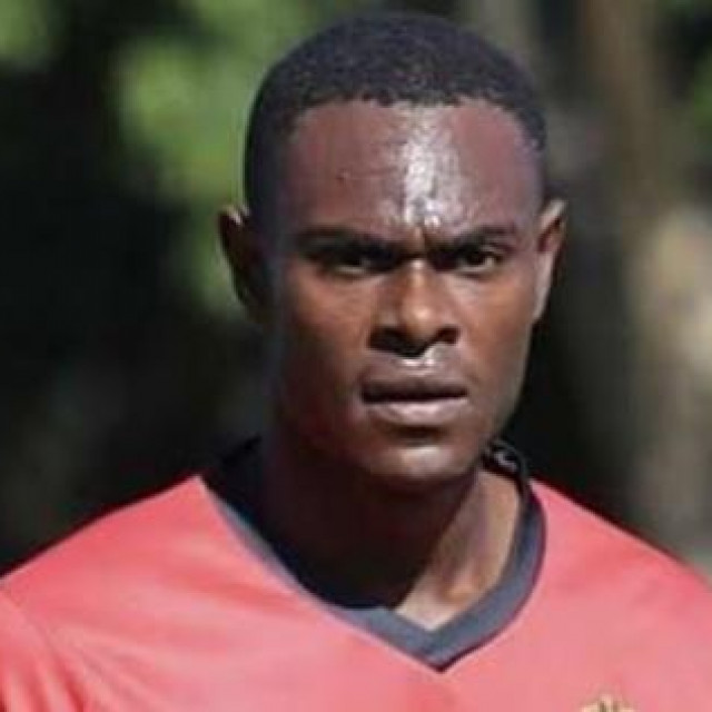 Nogometaš preminuo na treningu